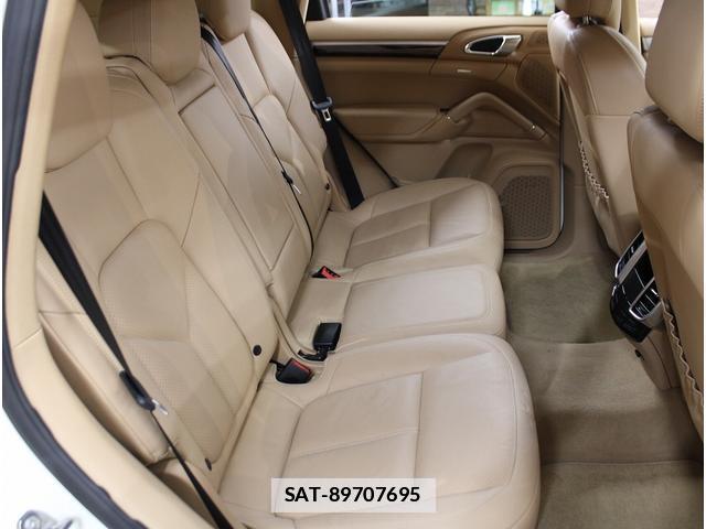 Porsche CAYENNE 2011-12 7811275-16