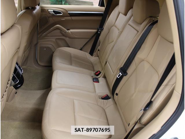 Porsche CAYENNE 2011-12 7811275-17