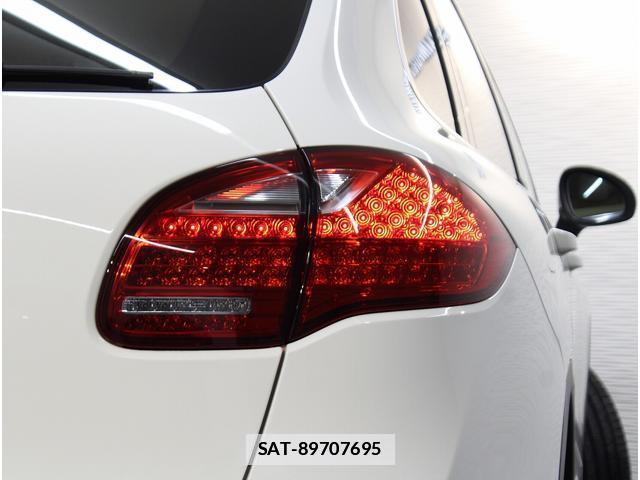Porsche CAYENNE 2011-12 7811275-3