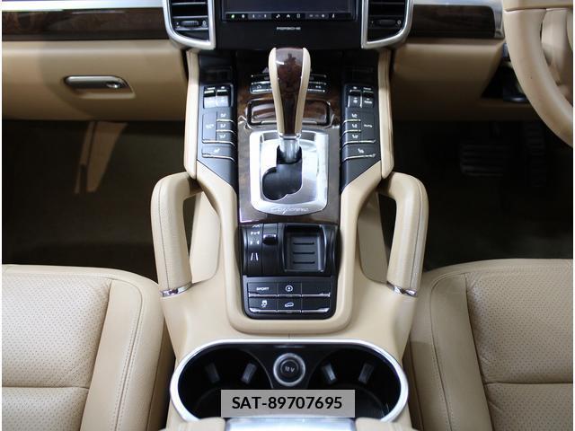 Porsche CAYENNE 2011-12 7811275-8