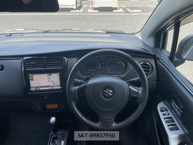 Suzuki CERVO 2009-09 7808746-11