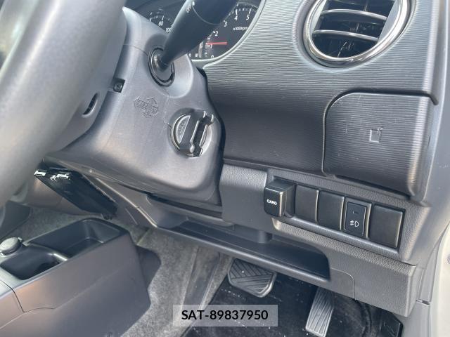 Suzuki CERVO 2009-09 7808746-6