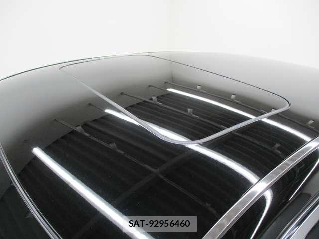 Nissan CIMA 2016-12 7795845-16