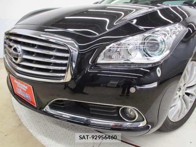 Nissan CIMA 2016-12 7795845-17