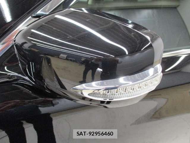 Nissan CIMA 2016-12 7795845-18