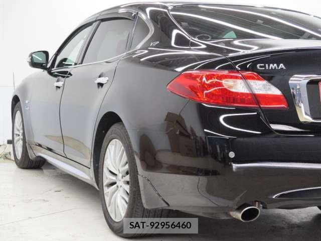 Nissan CIMA 2016-12 7795845-9