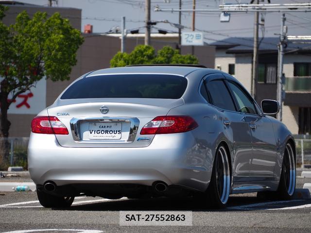 Nissan CIMA 2013-07 7801121-3