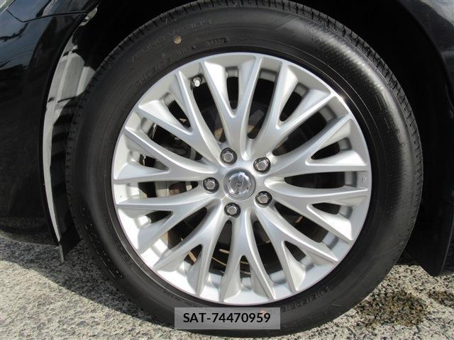 Nissan CIMA 2013-04 7802700-14