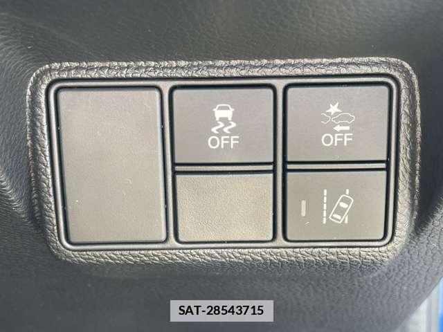 Honda CIVIC 2018-08 7793607-3