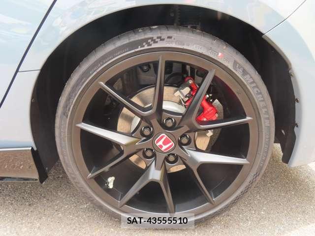 Honda CIVIC 2025-06 7794655-16
