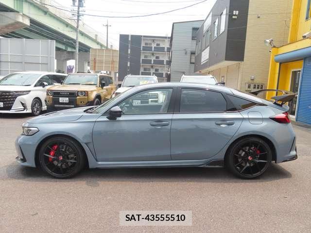 Honda CIVIC 2025-06 7794655-5