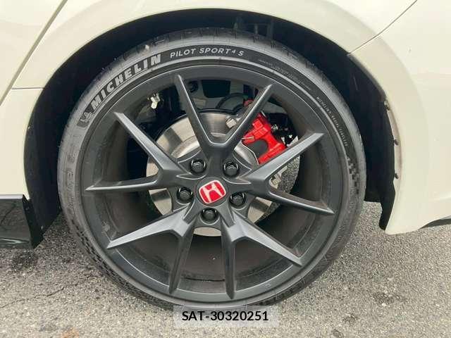 Honda CIVIC 2025-06 7795711-17