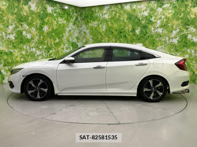Honda CIVIC 2018-06 7798832-1