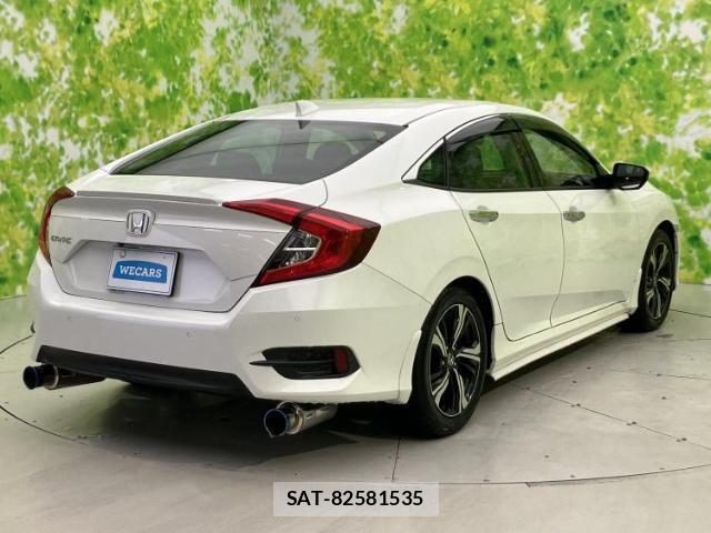 Honda CIVIC 2018-06 7798832-2