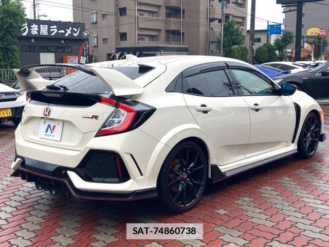 Honda CIVIC 2018-06 7799309-16