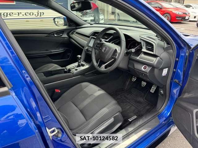 Honda CIVIC 2019-03 7800138-19