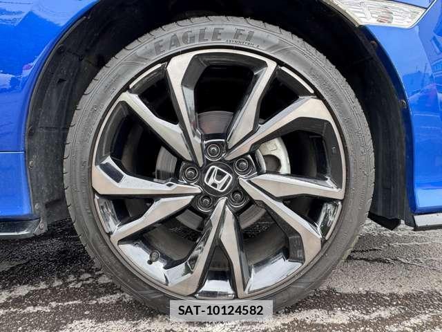 Honda CIVIC 2019-03 7800138-9