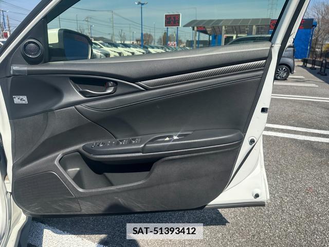 Honda CIVIC 2019-09 7803499-18