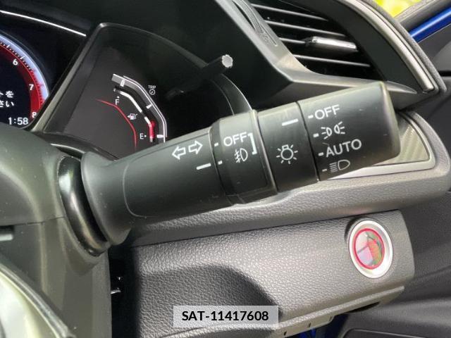 Honda CIVIC 2019-06 7804893-16