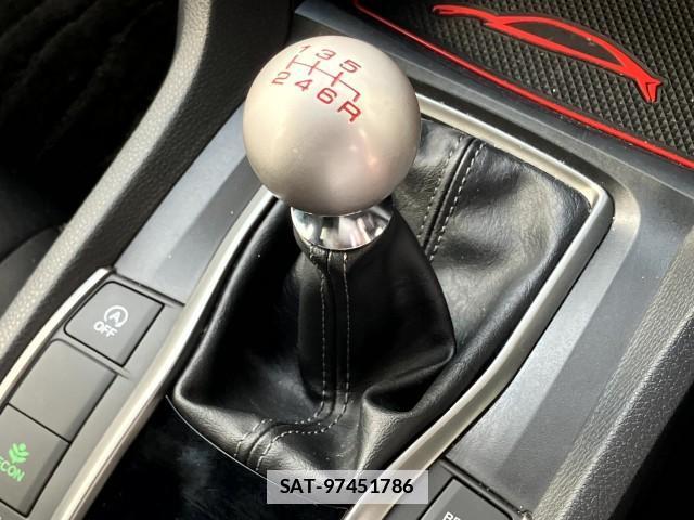 Honda CIVIC 2018-12 7809837-13