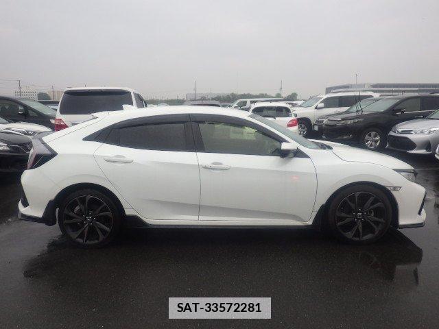 Honda CIVIC 2019-03 7810263-12