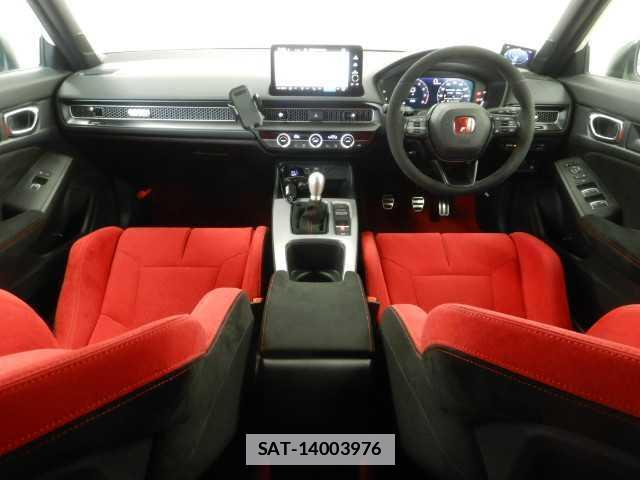 Honda CIVIC 2024-06 7810804-2