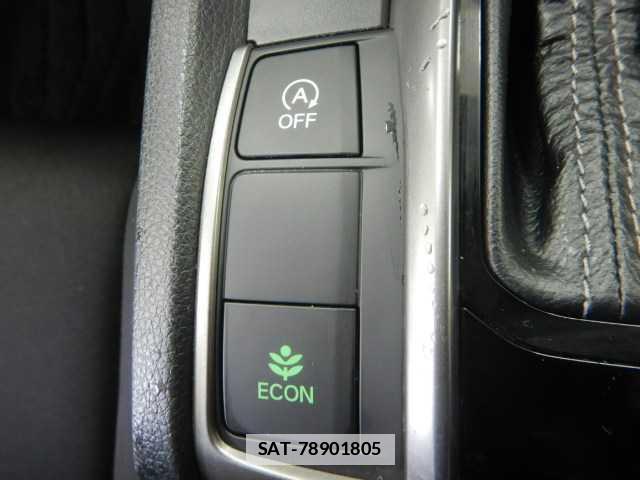 Honda CIVIC 2017-09 7810816-4