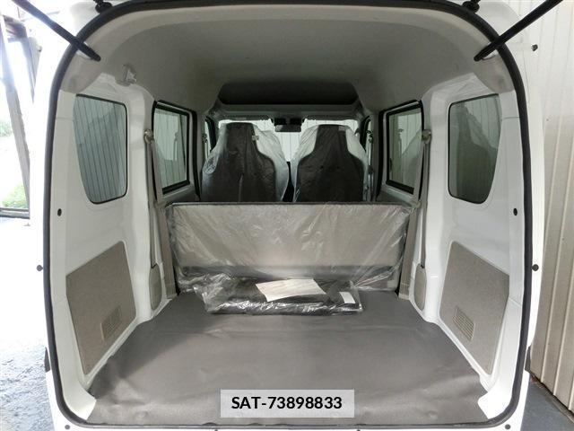 Nissan CLIPPER VAN 2025 7797942-18