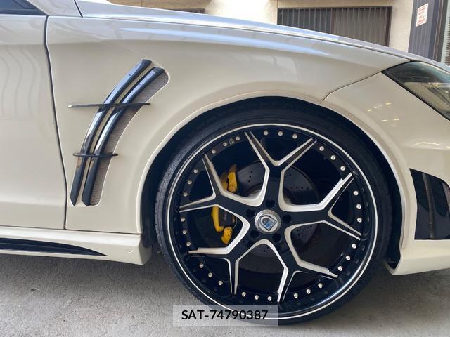 Mercedes Benz CLS-CLASS 2011-07 7800772-1