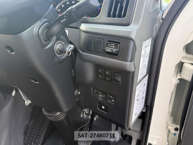 Toyota COASTER 2026-04 7800902-7