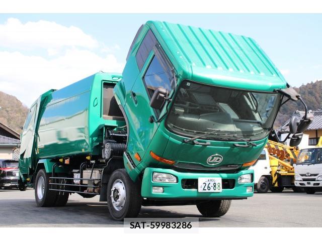 UD Trucks CONDOR 2017-04 7793449-12