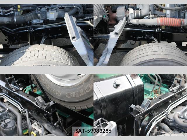UD Trucks CONDOR 2017-04 7793449-14
