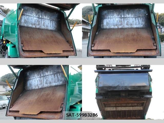 UD Trucks CONDOR 2017-04 7793449-18