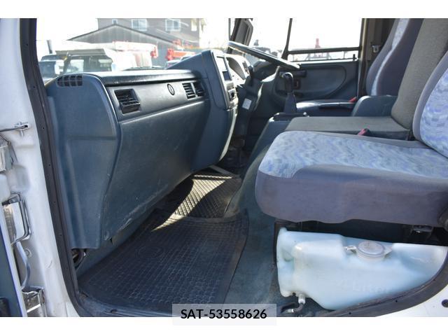 UD Trucks CONDOR 2004-09 7796513-10