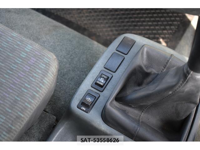 UD Trucks CONDOR 2004-09 7796513-12