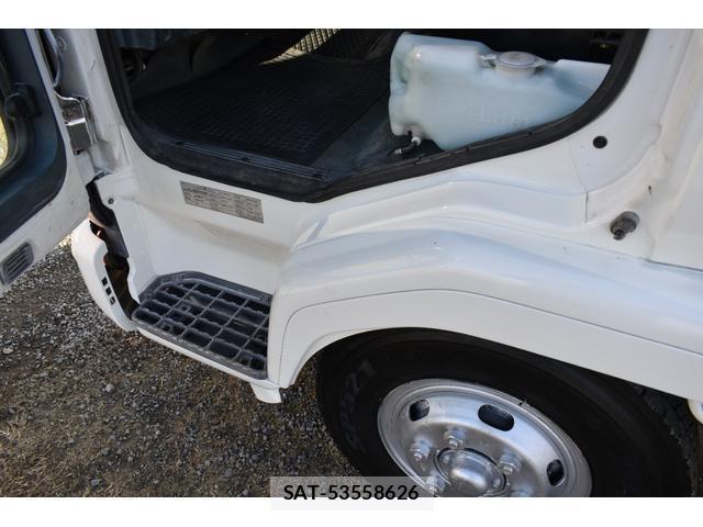 UD Trucks CONDOR 2004-09 7796513-17