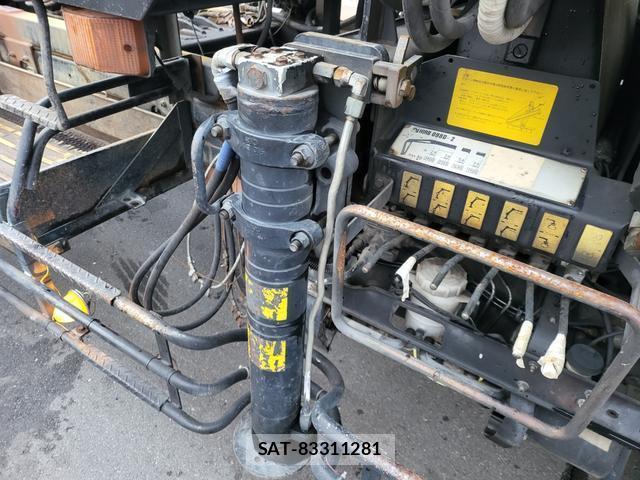 UD Trucks CONDOR 2003-08 7797992-18