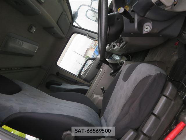 UD Trucks CONDOR 2016-06 7800288-19