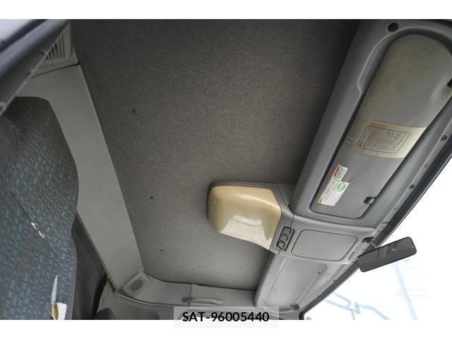 UD Trucks CONDOR 2011-01 7806051-14