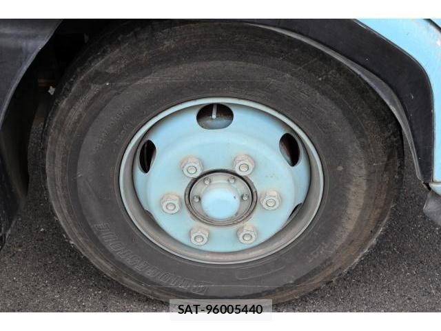 UD Trucks CONDOR 2011-01 7806051-8