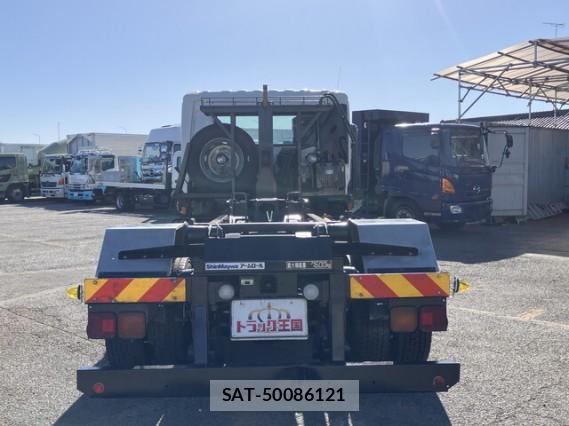UD Trucks CONDOR 2015 7808107-4