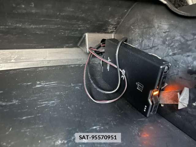 Daihatsu COPEN 2011-03 7793671-11