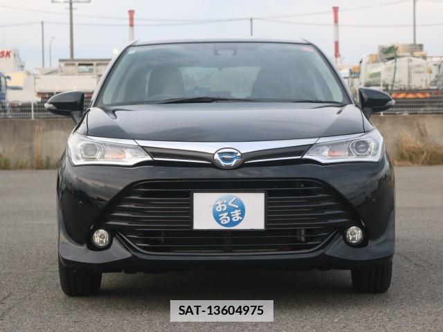 Toyota COROLLA AXIO 2017-04 7796294-9
