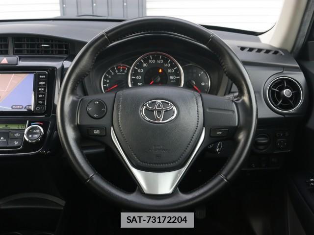 Toyota COROLLA AXIO 2017-06 7796305-17