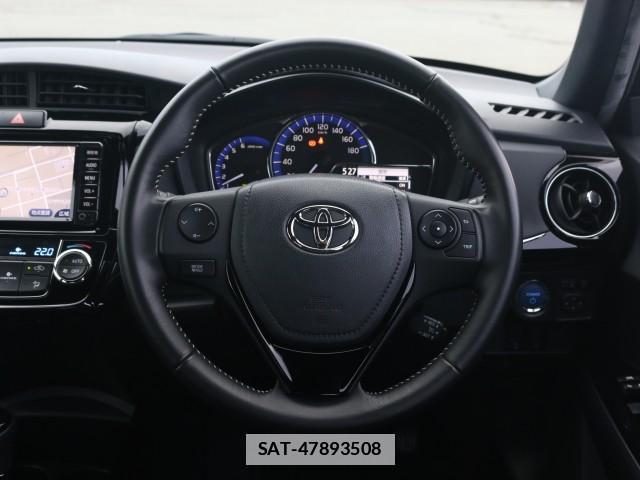 Toyota COROLLA AXIO 2018-11 7796323-17