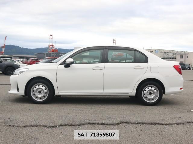 Toyota COROLLA AXIO 2020-11 7796329-10
