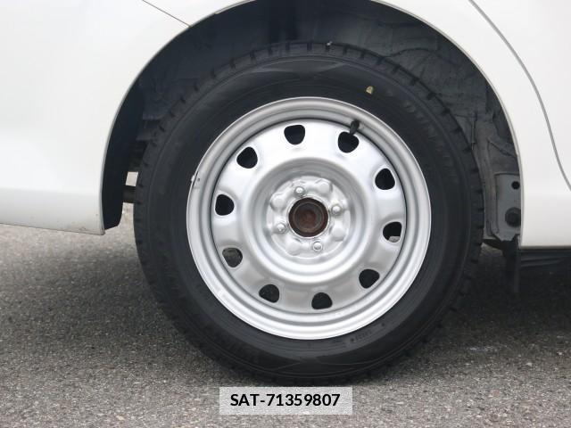 Toyota COROLLA AXIO 2020-11 7796329-19