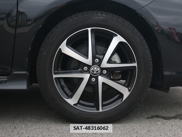 Toyota COROLLA AXIO 2019-05 7796371-8