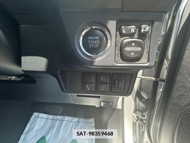 Toyota COROLLA AXIO 2021-03 7801744-18
