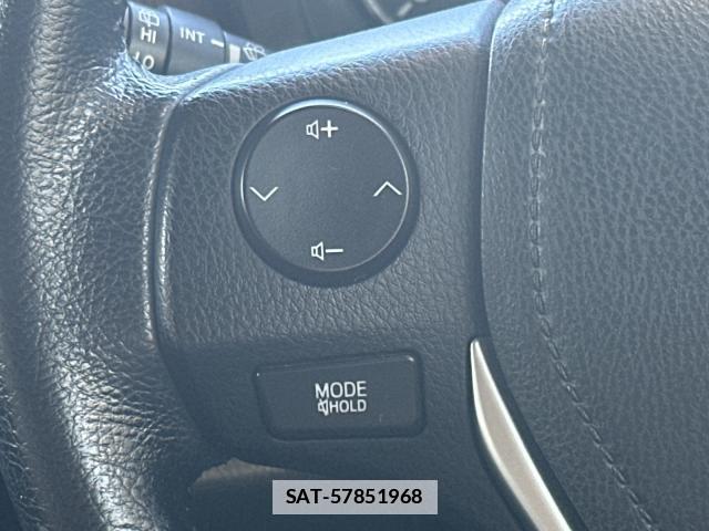 Toyota COROLLA AXIO 2013-08 7808939-14
